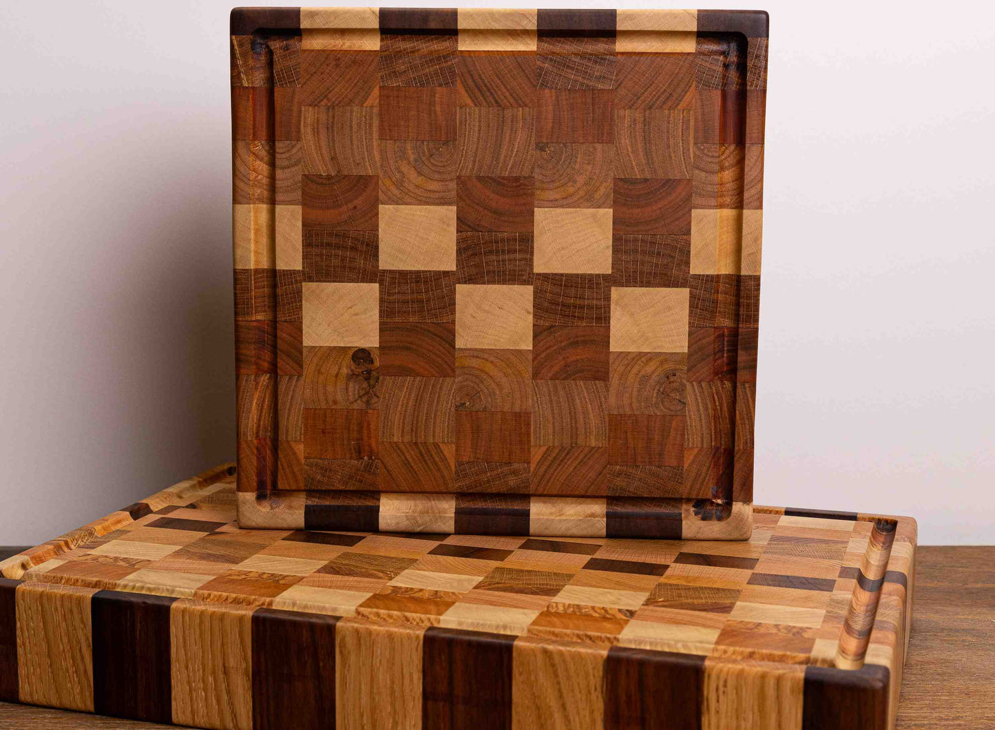 Menez Log – Mixed Essences